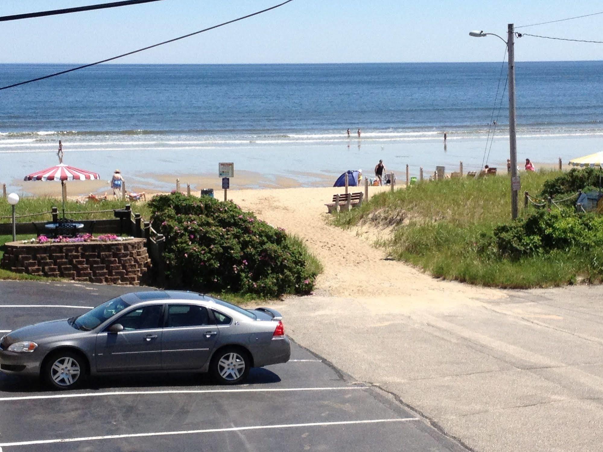 Atlantic Ocean Suites Old Orchard Beach Exterior photo